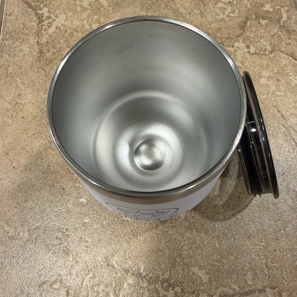 Buc-ee's Wine Travel Tumbler White and Silver 10oz Retired - Picture 3 of 6